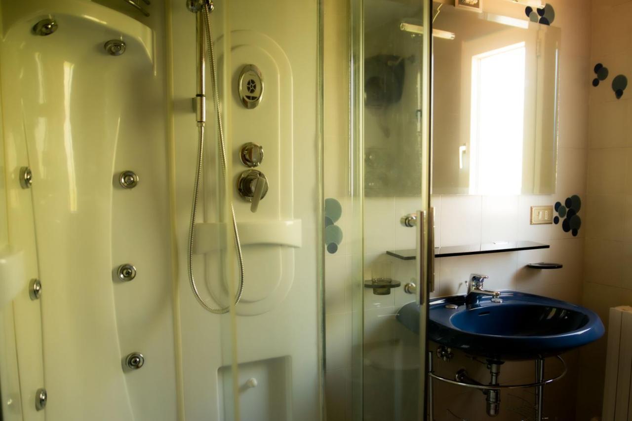 B&B Luna Blu Montesilvano Marina 외부 사진